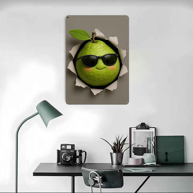 Cool Pear Bursting Through Pap - مراجعة Retro Gaming Wallpaper وسعره